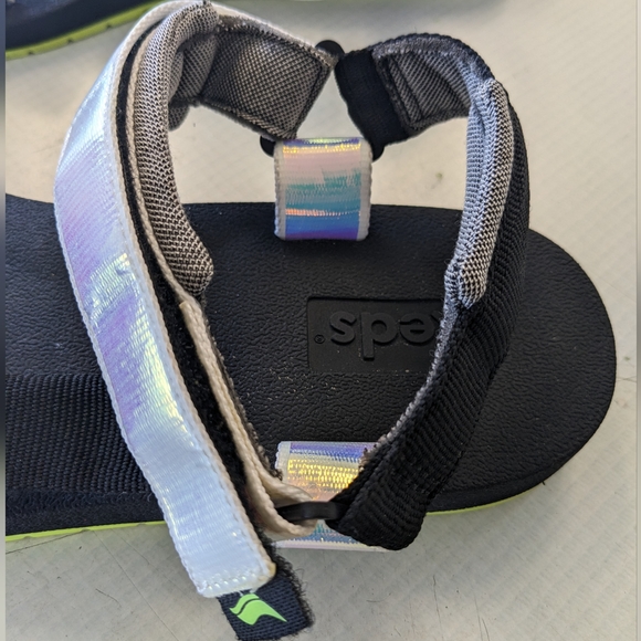 GENTLY WORN KEDS IRIDESCENT VELCRO STRAP SANDALS - Picture 9 of 11